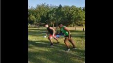 Juan y Wanchope tienen en común un gran rpofe con el que entrenan. Juan y Wanchope tienen en común un gran rpofe con el que entrenan.