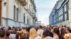 Movilizados. Los municipales llegaron a Casa de Gobierno a expresar su rechazo al proyecto. Movilizados. Los municipales llegaron a Casa de Gobierno a expresar su rechazo al proyecto.