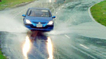 Piden prestar atención con el aquaplaning. Piden prestar atención con el aquaplaning.