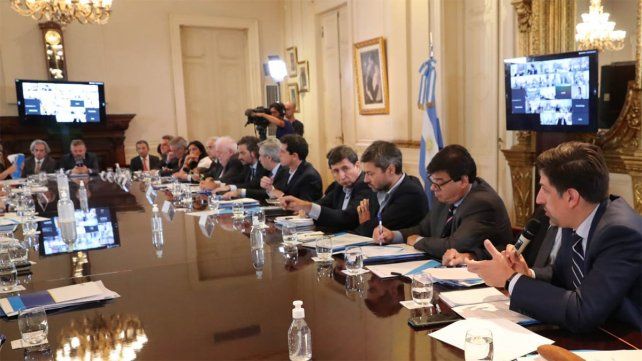 Trotta habla en el Comité Interministerial por el Coronavirus, que se reunió para evaluar la situación.