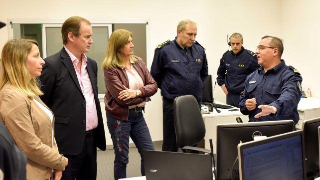 Bordet, Stratta y Romero observaron cómo trabajan en el 911.
