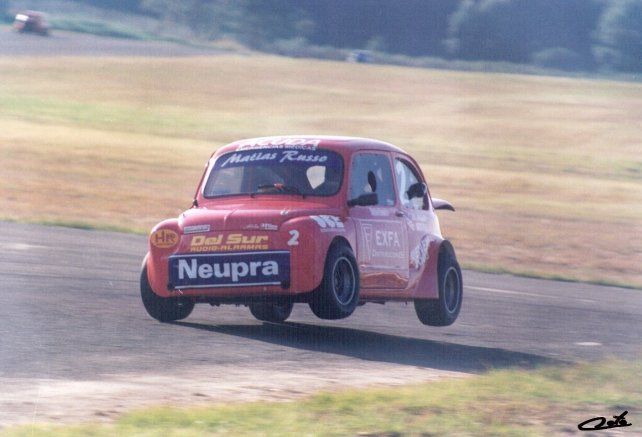 Sus inicios en el automovilismo en las fórmulas provinciales