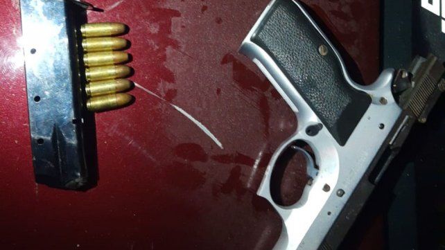 El incremento del negocio del alquiler de armas en Paraná sería el telón de fondo del aumento de la violencia de las últimas semanas. 