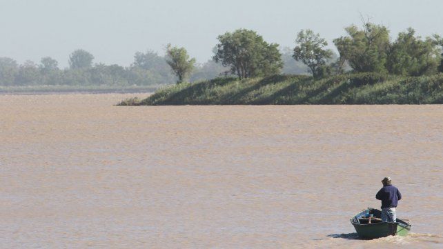 El 6 de abril un pescador artesanal salió a recorrer el Paraná.