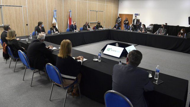 El gobernador de Entre Ríos presenció el sorteo por videoconferencia.