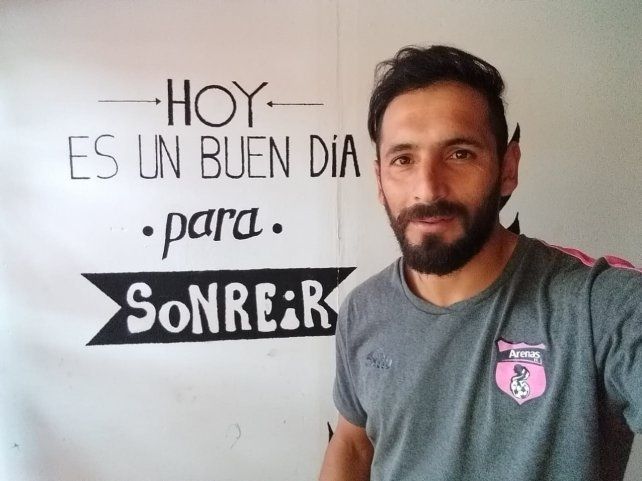 Martínez técnico de Arenas FC realiza Intagram Live en medio de la pandemia