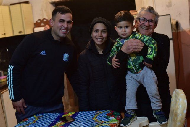 Alan Domínguez, Araceli Portorreal, Renzo Domínguez y Jorge Portorreal