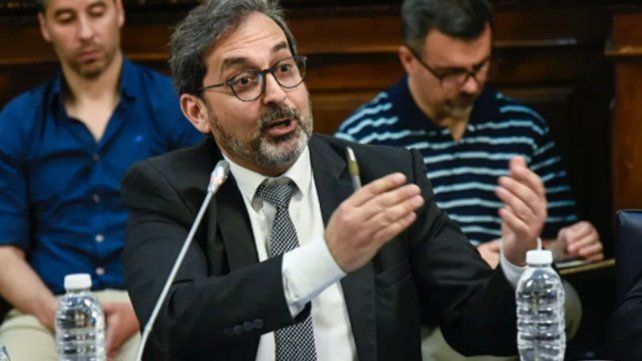 Patiño, quien hace poco presentó un proyecto de ley en la Cámara baja del Congreso de la Nación para eliminar los feriados en medio de la pandemia del coronavirus