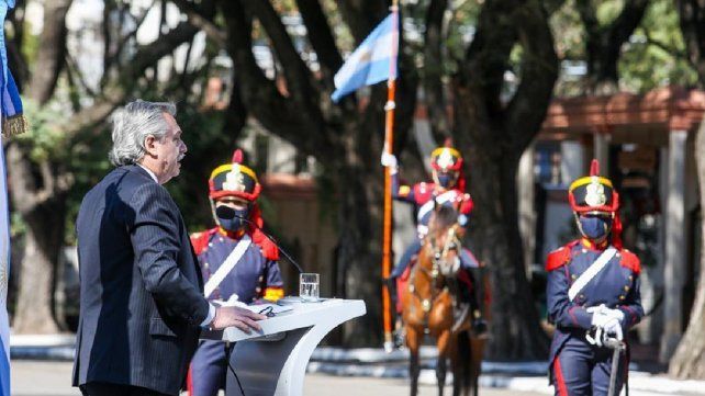 El Presidente encabezó el acto este lunes al mediodía.