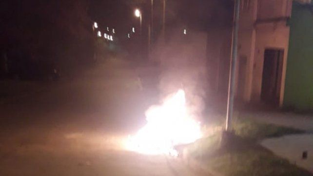 Pirómanos no dan tregua a vecinos de Paraná