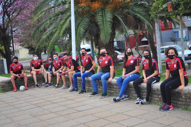 El sentido de pertenencia alimenta la ilusión del Club AATRA III