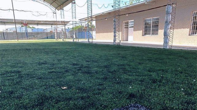 Paraná: canchas de fútbol 5 cerrarán a las 22 y gimnasios cerrados con aforo del 30%
