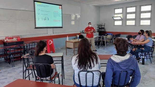 100 años: el sábado 20 de noviembre, a partir de las 19, en su sede de calle Salta y Andrés Pazos, habrá un acto con agasajo al personal y a sus voluntarios.