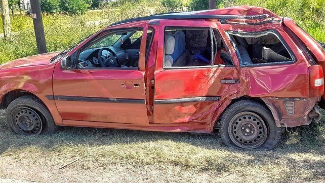 Los otros dos ocupantes del auto resultaron heridos. Los otros dos ocupantes del auto resultaron heridos.