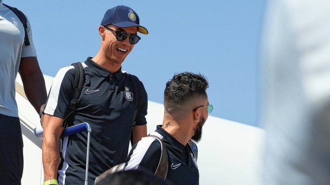 Cristiano Ronaldo en su arribo a Irán. Cristiano Ronaldo en su arribo a Irán.