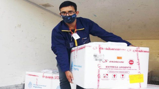 El Ministerio distribuyó freezers a 20 ciudades para mantener las vacunas 