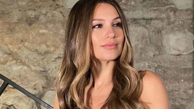El triste momento de Pampita: robaron su casa y un celular con fotos de su hija Blanca El triste momento de Pampita: robaron su casa y un celular con fotos de su hija Blanca
