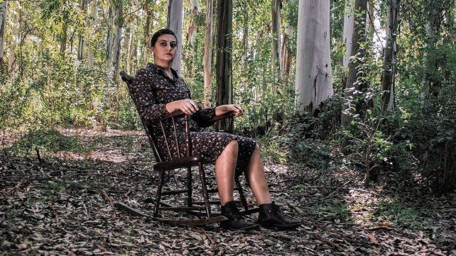 Todo verde es una tragedia mínima protagonizada y dirigida por Nadia Grandón