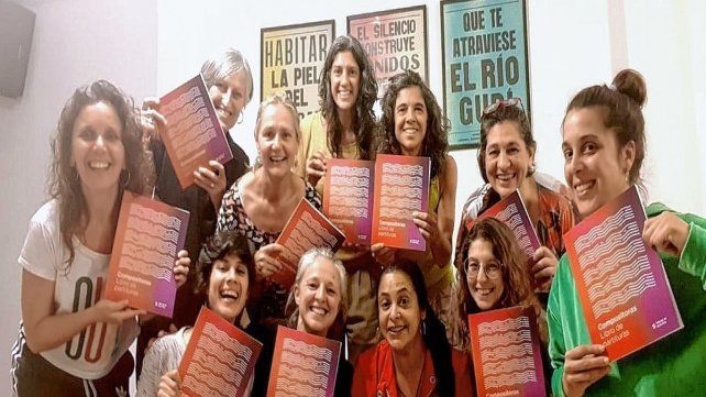 Compositoras presentará su libro de partituras. Compositoras presentará su libro de partituras.