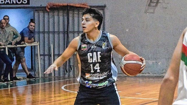 Estudiantes pasó a liderar el campeonato paranaense. Estudiantes pasó a liderar el campeonato paranaense.