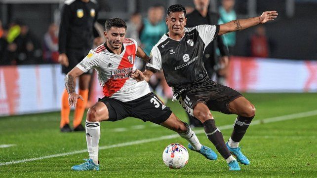 River presentó algunos suplentes ante Platense.