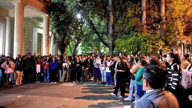 Reclamo en escuela de Concordia. Reclamo en escuela de Concordia.