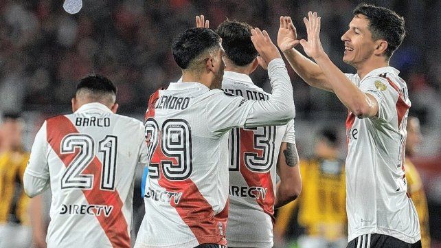 River derrota a The Strongest con gol de Rodrigo Aliendro. River derrota a The Strongest con gol de Rodrigo Aliendro.
