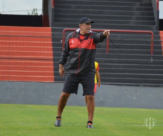 Iván Delfino mencionó que si el equipo pierda la tranquilidad cometerá mayor cantidad de errores.