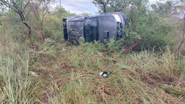 Un auto volcó en la Ruta 12, cerca de La Paz. Un auto volcó en la Ruta 12, cerca de La Paz.
