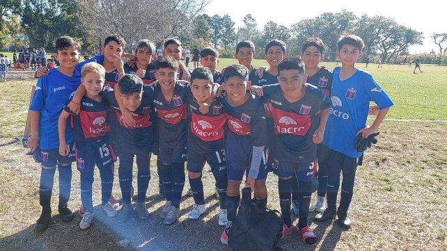 Categoría 2011 de Tigre en el Torneo de Naranjitos