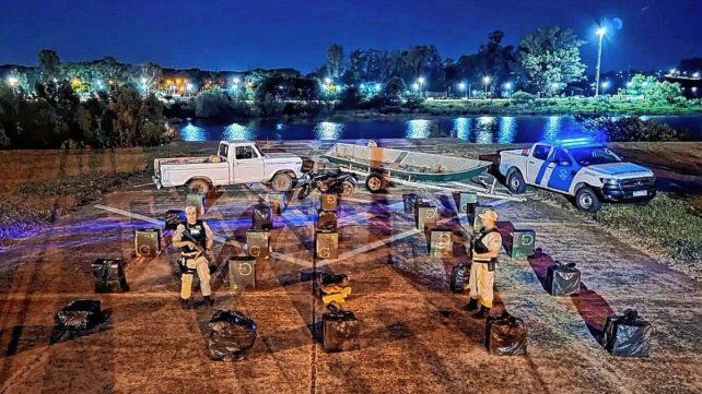 Contrabando cerca de Puerto Yeruá. Contrabando cerca de Puerto Yeruá.