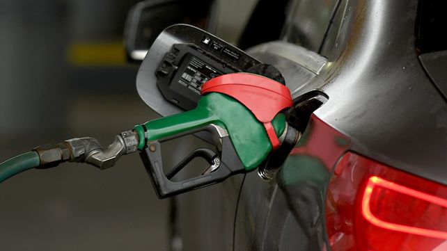 Los últimos aumentos de las naftas impactan en el Uruguay. Los últimos aumentos de las naftas impactan en el Uruguay.