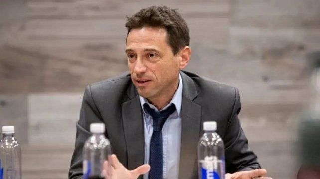 Escándalo en la reunión de San Lorenzo en AFA: García Lago, a las piñas con Moretti. Escándalo en la reunión de San Lorenzo en AFA: García Lago, a las piñas con Moretti.