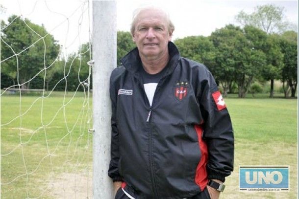 Oscar Regenhardt trabajó en las formativas de Patronato durante seis años.