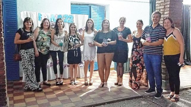 La Escuela Agrotécnica Nº 39 Villa Urquiza convocó para la Colación de Grados a la Promoción 1997 de Bachilleres Agrotécnicos, al cumplirse los 25 años de egresados. 