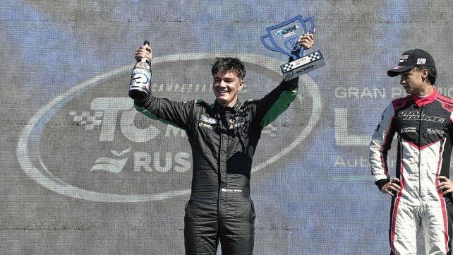 Pilotos entrerrianos fueron habilitados para ascender al TC Pista y TC Mouras Pilotos entrerrianos fueron habilitados para ascender al TC Pista y TC Mouras