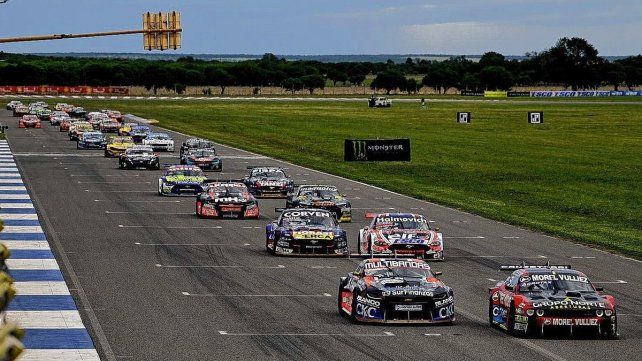 El Turismo Carretera ante un nuevo compromiso. El Turismo Carretera ante un nuevo compromiso.