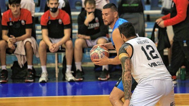 Martín Chervo fue el goleador de Echagüe y del partido con 25 puntos.