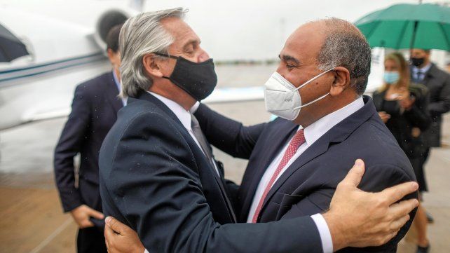 Vacunas y precios, temas del discurso de Alberto Fernández en Tucumán.