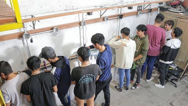 La Escuela de Educación Técnica (EET) N° 4 Anexo Formación Profesional sigue latiendo con fuerza.