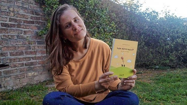 Luz Huríe presentó su primer libro: