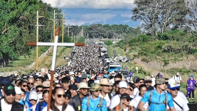 La Peregrinación de los Pueblos ya está en marcha hacia Paraná.