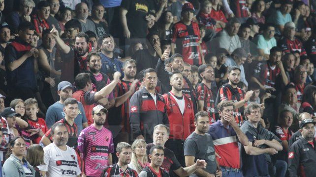 Los nuevos valores oficializados por AFA impactará en el bolsillo del hincha. Los nuevos valores oficializados por AFA impactará en el bolsillo del hincha.