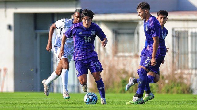 El seleccionado argentino Sub 20 goleó este jueves en un amistoso. El seleccionado argentino Sub 20 goleó este jueves en un amistoso.