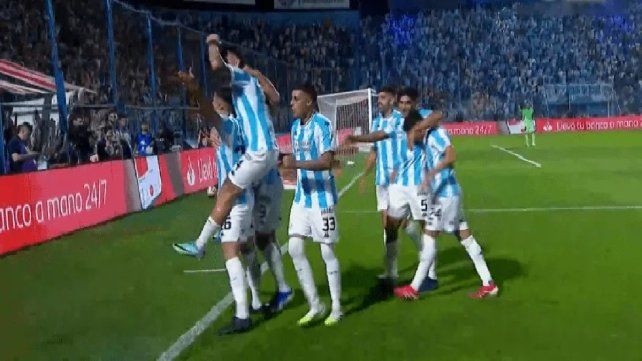Atlético Tucumán sorprende a River y lo derrota en el José Fierro Atlético Tucumán sorprende a River y lo derrota en el José Fierro
