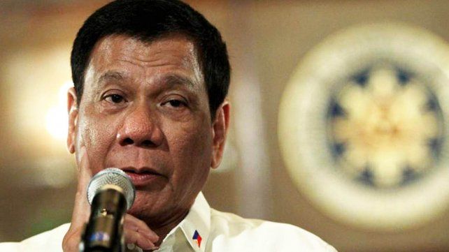 Presidente de Filipinas promete