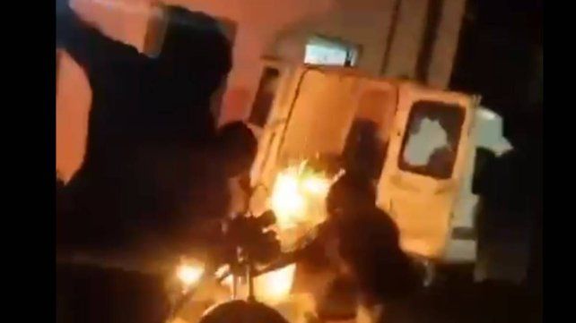 Un video viral con una supuesta violación generó una pueblada en Santa Elena Un video viral con una supuesta violación generó una pueblada en Santa Elena