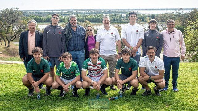 La UER presentó la nueva indumentaria para el Campeonato Argentino. La UER presentó la nueva indumentaria para el Campeonato Argentino.