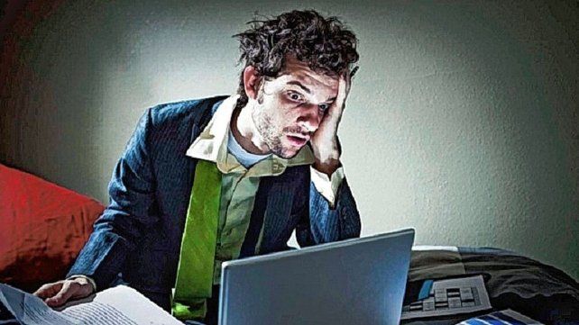 La ansiedad por sobreinformación en las Elecciones 2025 se siente en los días previos La ansiedad por sobreinformación en las Elecciones 2025 se siente en los días previos