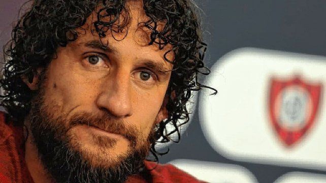 Fabricio Coloccini anunció su retiro del fútbol profesional